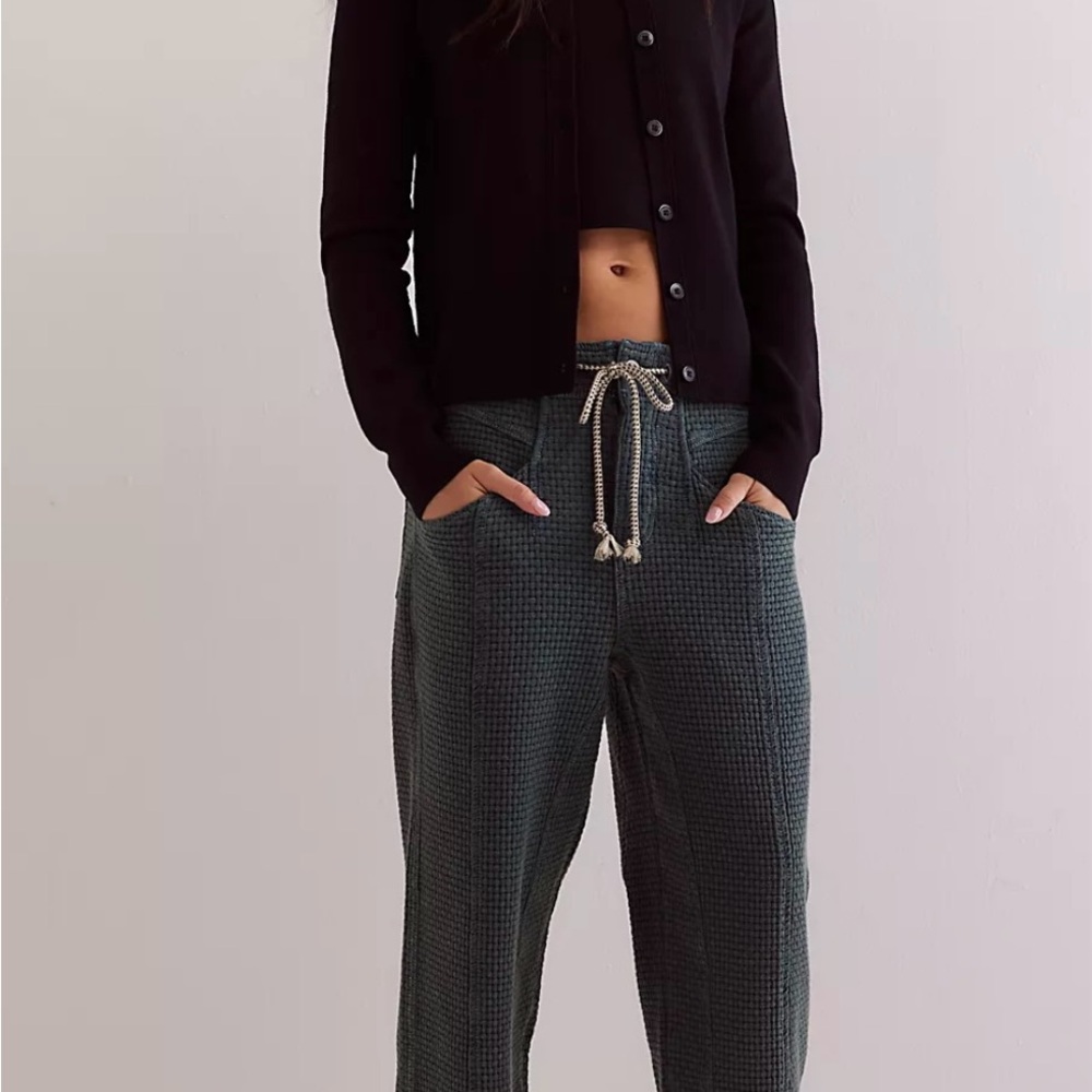 We The Free Washed Away Pull-On Jeans  Size Medium